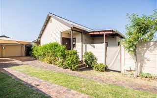 3 Bedroom House in Gordons Bay Central
