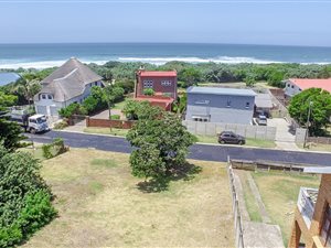 773 m² Land available in Gonubie