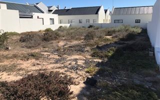400 m² Land available in Blue Lagoon