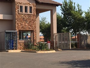 1 Bed Apartment in Tijger Valley and surrounds