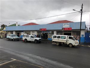 1000 m² Commercial space in Mthata