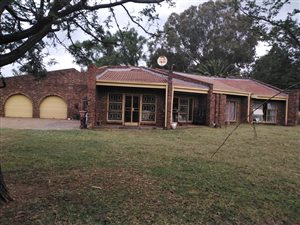 2.1 ha Farm in Theoville