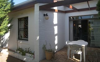 2 Bedroom House in Die Boord