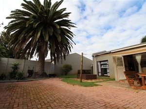 2 Bed House in Blouberg Rise