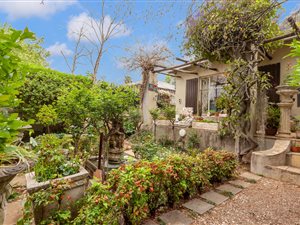 2 Bed House in Westdene