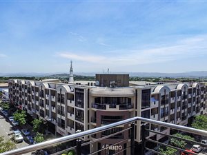 3 Bed Apartment in Umhlanga Ridge New Town Centre