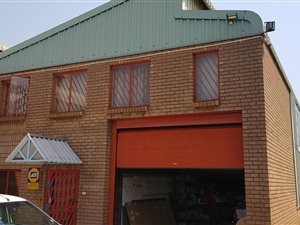 360 m² Industrial space in Meadowdale
