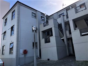 2 Bed Apartment in Sanlamhof