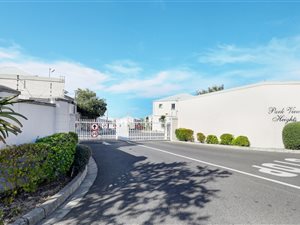 2 Bed Apartment in Sonstraal Heights