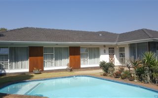 3 Bedroom House in Ridgeway