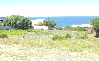 720 m² Land available in Dana Bay