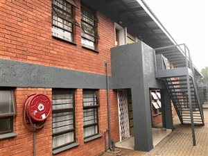 2 Bed Apartment in Universitas