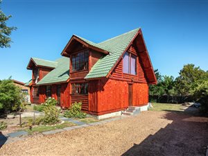 4 Bed House in Halali