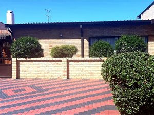4 Bed House in Actonville