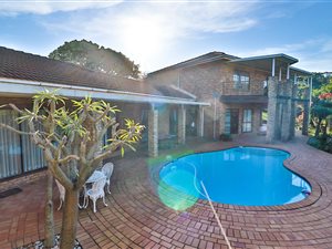 4 Bed House in Meerensee
