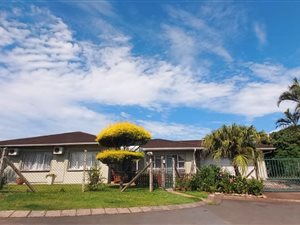 4 Bed House in Centenary Park