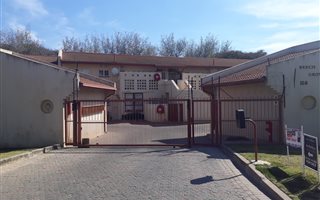 3 Bedroom Apartment in Ferndale