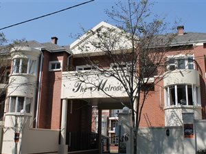 2 Bed Apartment in Melrose North