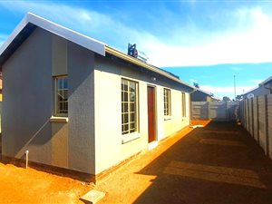 3 Bed Simplex in Johannesburg Central