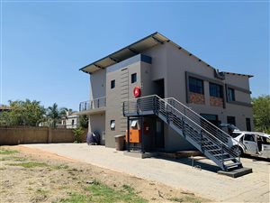 75 m² Commercial space in Newmark Estate