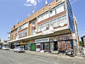 3 Bed Apartment in Highlands North