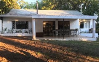 2 Bedroom Garden Cottage in Kyalami