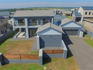 4 Bed House in Midstream Meadows