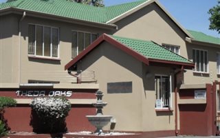 2 Bedroom Flat in Lakefield