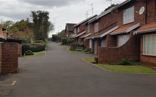 2 Bedroom Duplex in Clarendon