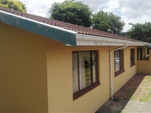 4 Bed House in Caversham Glen