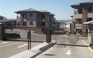 2 Bedroom Apartment in Victory Park