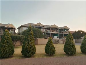 2 Bed Flat in Three Rivers