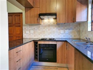 2 Bed Apartment in Sunninghill