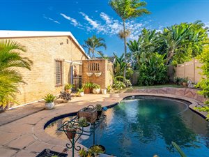 4 Bed House in Glenmore