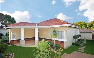 3 Bedroom House in Greenside