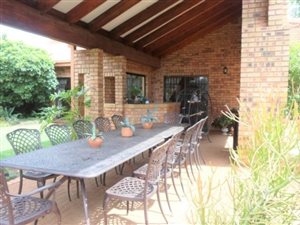 1 ha Farm in Die Hoewes