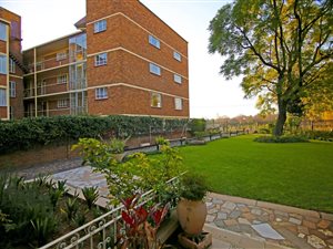 3 Bedroom Apartment in Cheltondale