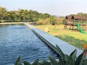 1990 m² Land available in Riverside Park