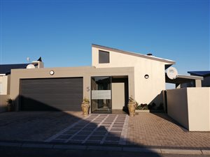 3 Bed House in Sunset Estate