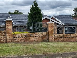 5 Bed House in Ridge Park