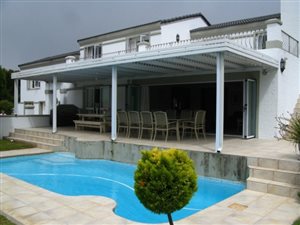 5 Bed House in Cutty Sark