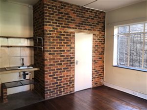 1 Bed Apartment in Yeoville