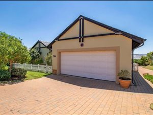 2 Bed Simplex in Waterfall Hills Mature Lifestyle Estate