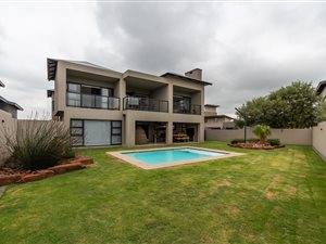 4 Bed House in Eye of Africa