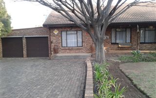 3 Bedroom House in Bergsig