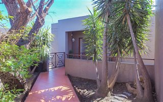 3 Bedroom Townhouse in Bassonia