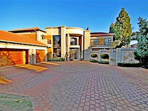 4 Bed House in Meyersdal