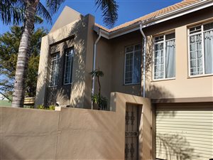 3 Bed Townhouse in Equestria