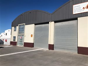 394 m² Commercial space in Paardevlei