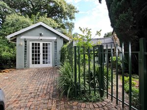 4 Bed House in Sunningdale